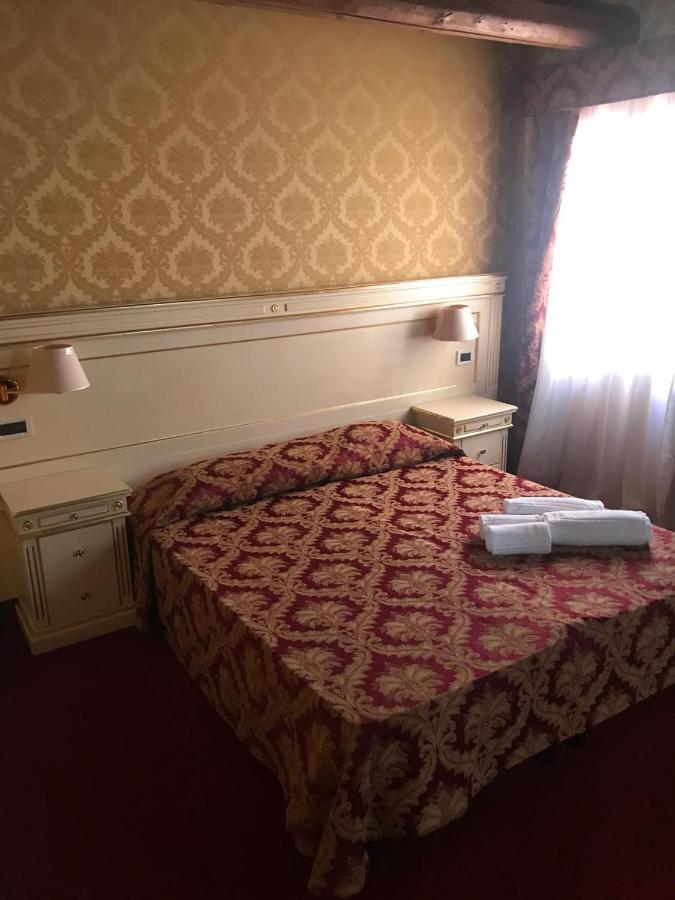 Casa Arte Hotel Venetië Buitenkant foto